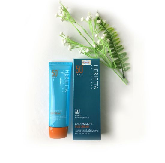 Ảnh của  HERIETTA DAILY MOISTURE SUN CREAM SPF50+/PA+++